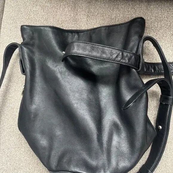 Vintage Feminine Lisa Loren Handbag Minimalist Casual Quiet Luxury Chic - Picture 4 of 9